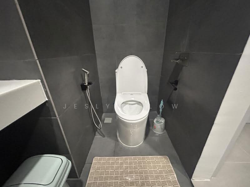 Service Residence for Rent at The Mate @ Damansara Jaya - Jeslyne Low - Bathroom - PropertyGuru.com.my