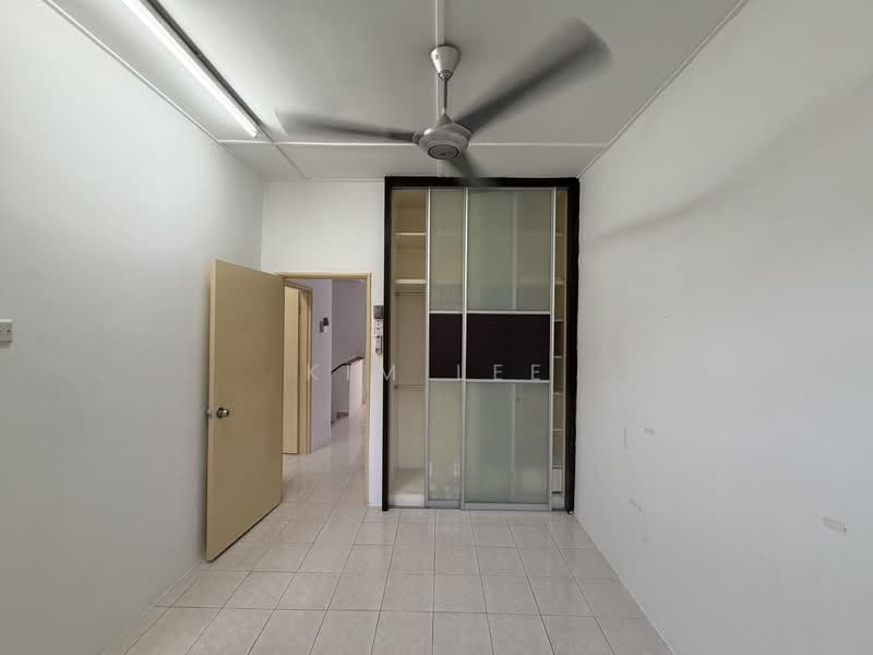 2-storey Terraced House for Rent in Bandar Sungai Long (Selangor) - Kim Lee - PropertyGuru.com.my