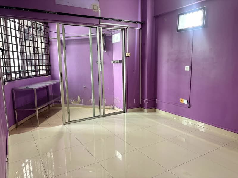 Flat for Sale at Larkin Perdana - Vinna Loh - Interior - PropertyGuru.com.my