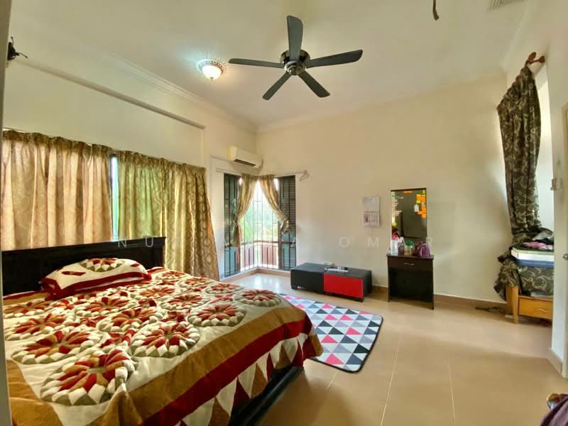 2.5-storey Terraced House for Sale in Bandar Bukit Puchong (Puchong) - Nur Alia Omar - Bedroom - PropertyGuru.com.my