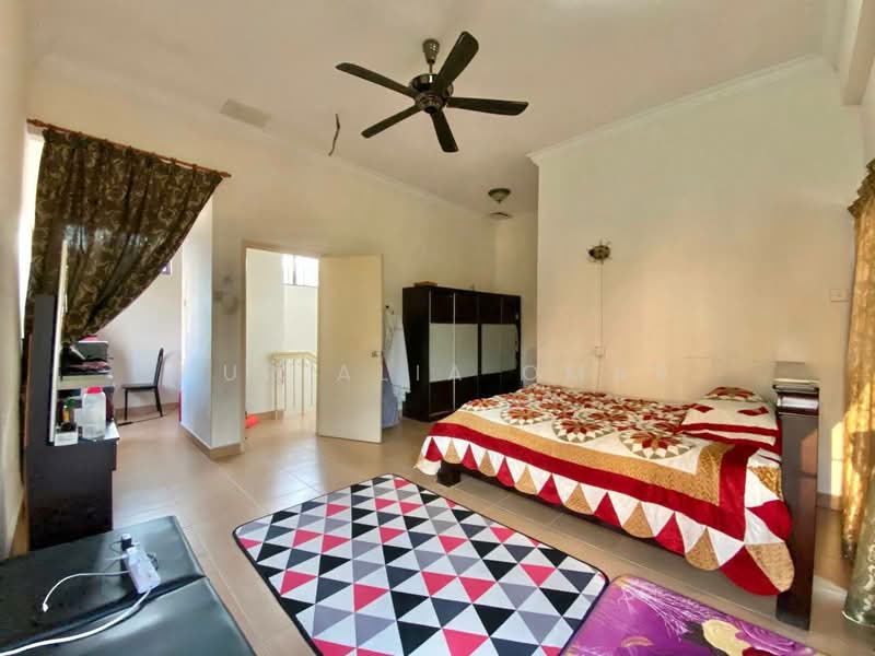 2.5-storey Terraced House for Sale in Bandar Bukit Puchong (Puchong) - Nur Alia Omar - Bedroom - PropertyGuru.com.my