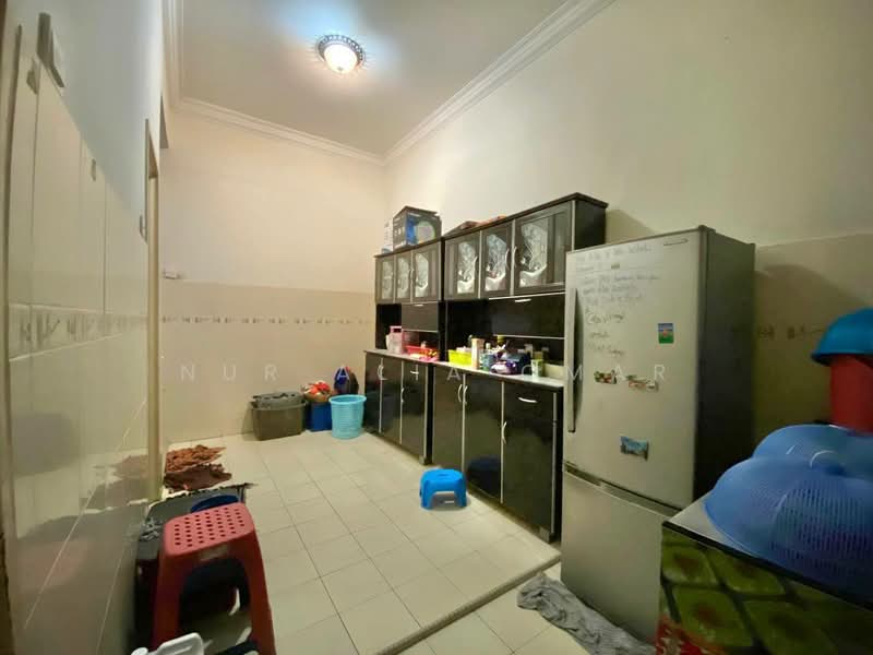 2.5-storey Terraced House for Sale in Bandar Bukit Puchong (Puchong) - Nur Alia Omar - Kitchen - PropertyGuru.com.my