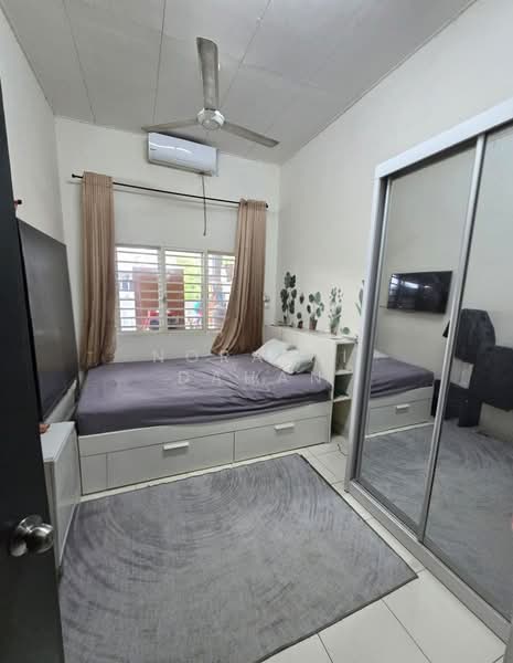 Rumah Teres 1 Tingkat untuk Dijual di Shah Alam (Selangor) - Noraini Dahan - Bedroom - PropertyGuru.com.my