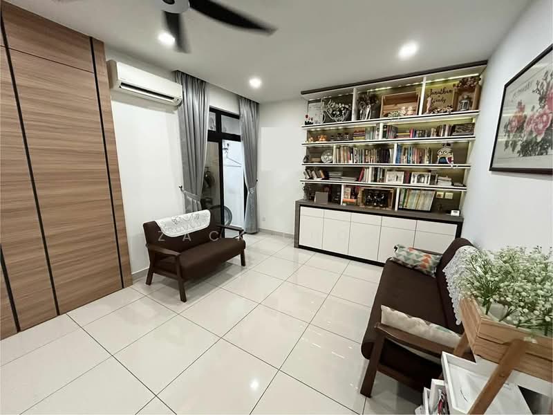 2-storey Terraced House for Sale in Taman Austin Duta (Tebrau) - Zack Chow - Living Room - PropertyGuru.com.my
