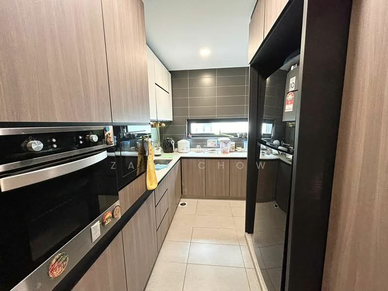 2-storey Terraced House for Sale in Taman Austin Duta (Tebrau) - Zack Chow - Kitchen - PropertyGuru.com.my