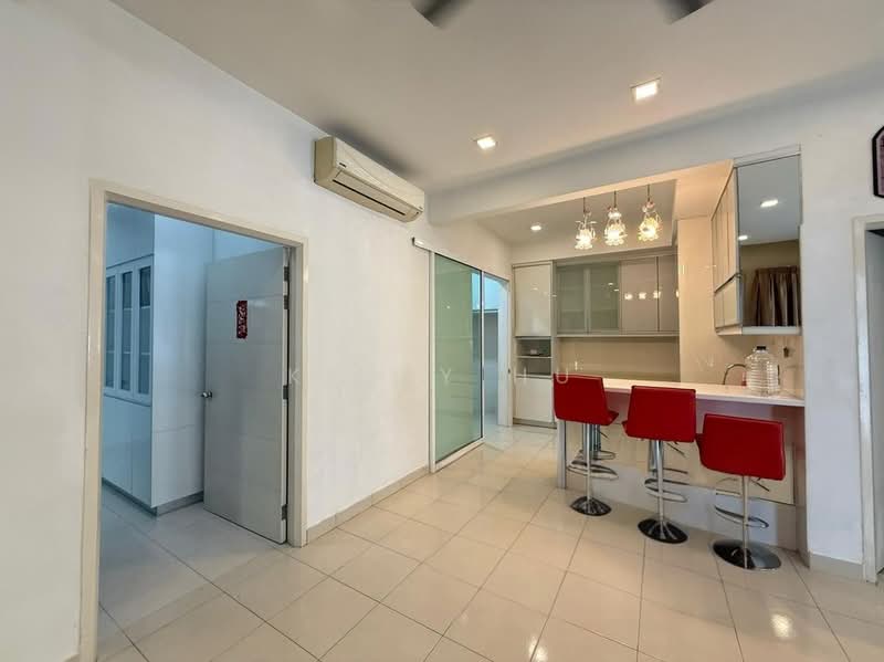 Rumah Teres 2 Tingkat untuk Dijual di Bandar Bukit Raja (Klang) - Kelly Hu - Kitchen - PropertyGuru.com.my