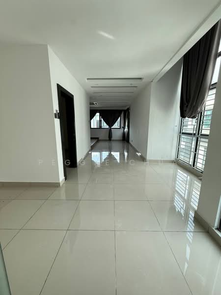 Rumah Kluster untuk Dijual di Taman Mutiara Rini (Skudai) - Peggie Chua - Corridor - PropertyGuru.com.my