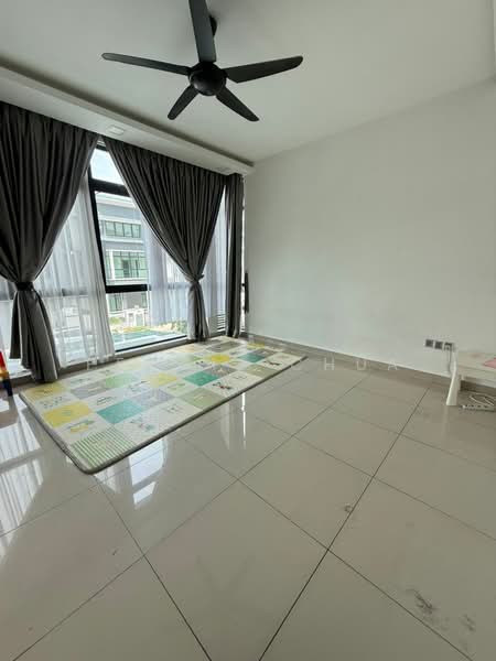 Rumah Kluster untuk Dijual di Taman Mutiara Rini (Skudai) - Peggie Chua - Living Room - PropertyGuru.com.my