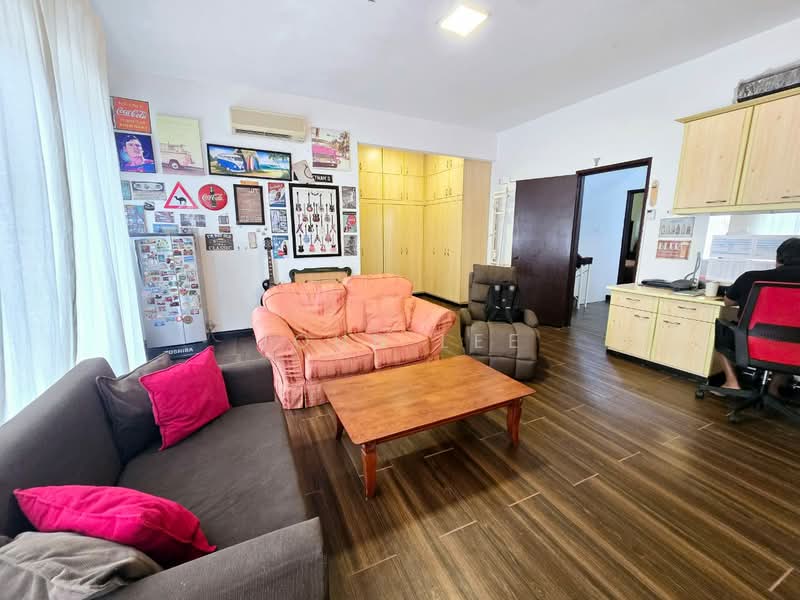 2.5-storey Terraced House for Sale in Bayan Hill Homes (Puchong) - John Lee - Living Room - PropertyGuru.com.my