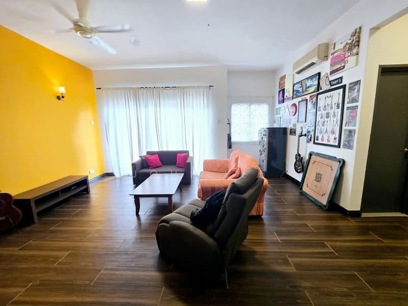 2.5-storey Terraced House for Sale in Bayan Hill Homes (Puchong) - John Lee - Living Room - PropertyGuru.com.my