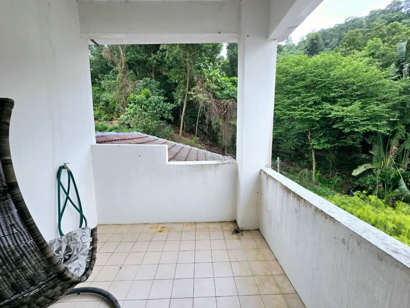 2.5-storey Terraced House for Sale in Bayan Hill Homes (Puchong) - John Lee - Balcony - PropertyGuru.com.my