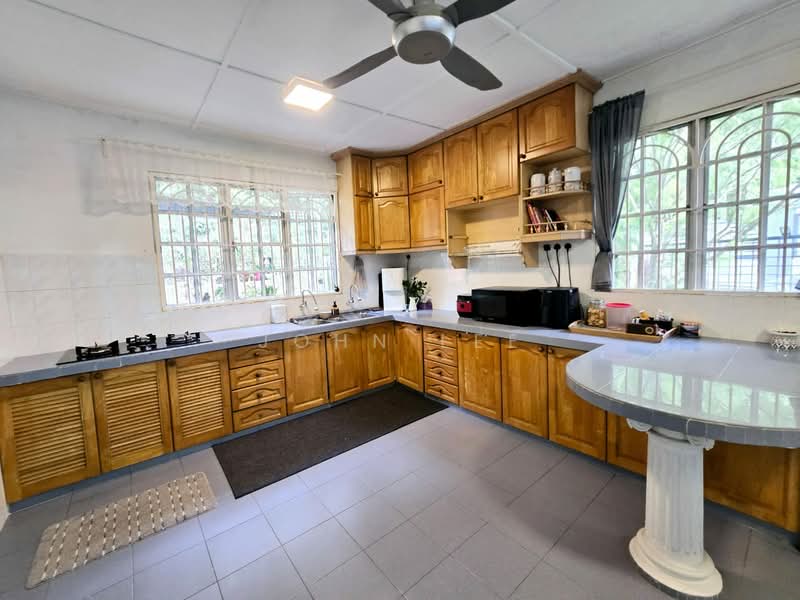 2.5-storey Terraced House for Sale in Bayan Hill Homes (Puchong) - John Lee - Kitchen - PropertyGuru.com.my