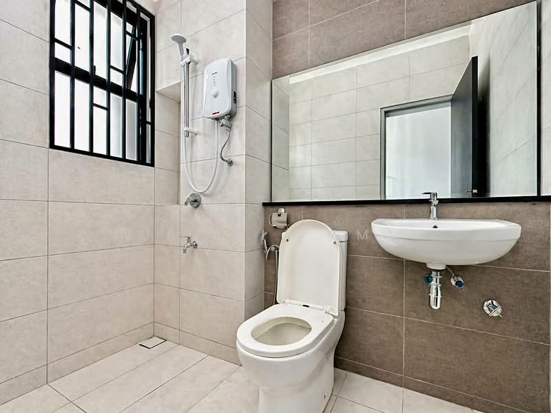 2-storey Terraced House for Sale in Elmina (Shah Alam) - Nur Alia Omar - Bathroom - PropertyGuru.com.my