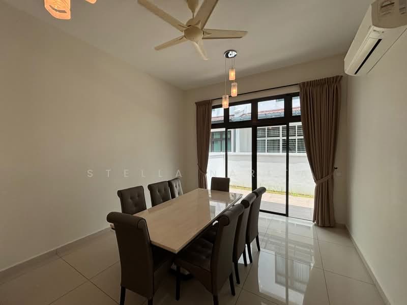 Cluster House for Rent in Eco Botanic (Iskandar Puteri (Nusajaya)) - Stella Narita - Dining Room - PropertyGuru.com.my