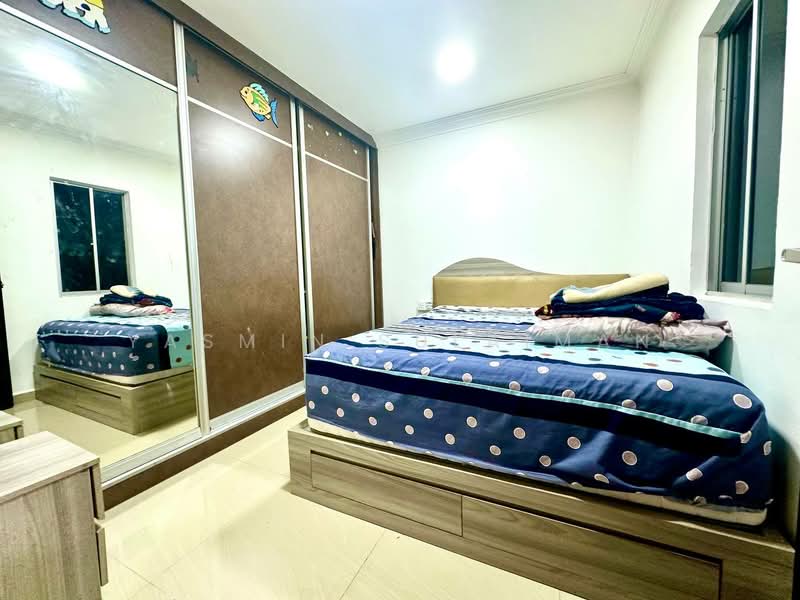 Terraced House for Sale in Taman Sri Rawang (Rawang) - Yasmin Sulaiman - Bedroom - PropertyGuru.com.my