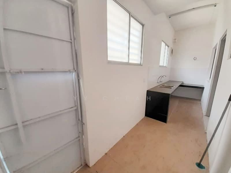2-storey Terraced House for Sale in Menglembu (Perak) - YY Cheah - Kitchen - PropertyGuru.com.my