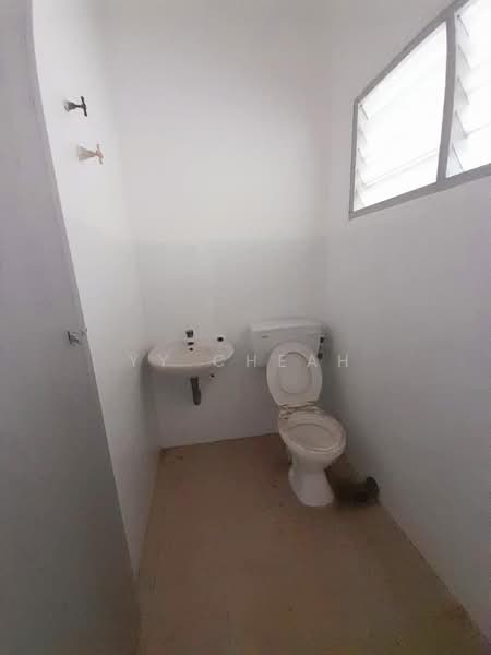 2-storey Terraced House for Sale in Menglembu (Perak) - YY Cheah - Bathroom - PropertyGuru.com.my