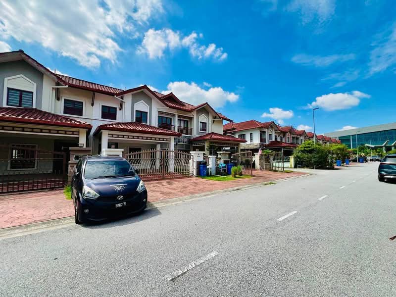 Rumah Teres 2 Tingkat untuk Dijual di Seksyen 13 (Shah Alam) - Mohamad Hanafi - PropertyGuru.com.my