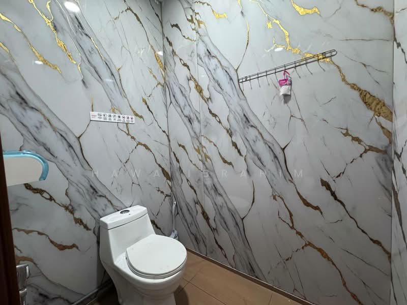 Shop / Office for Rent in Seksyen 1 Bandar Baru Bangi (Bandar Baru Bangi) - Hawa Ibrahim - Bathroom - PropertyGuru.com.my
