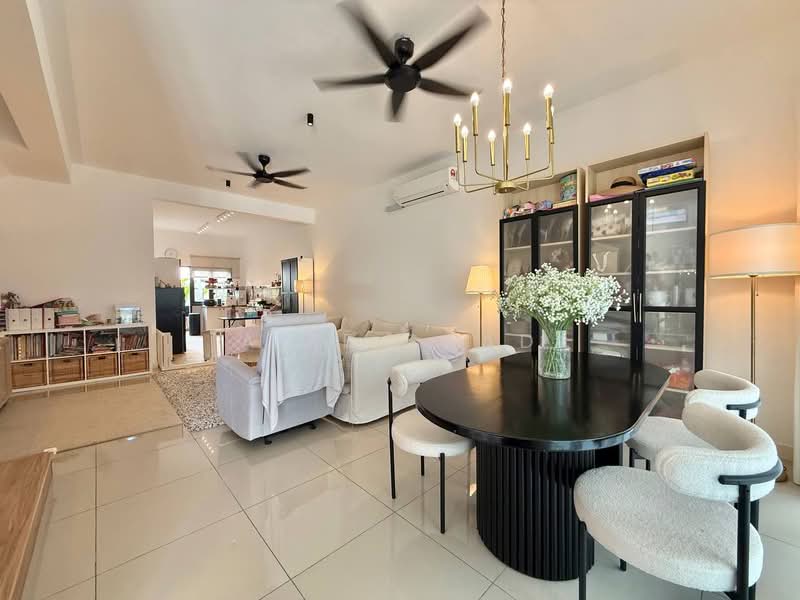 2-storey Terraced House for Sale in Dengkil (Selangor) - Alif Saad - PropertyGuru.com.my