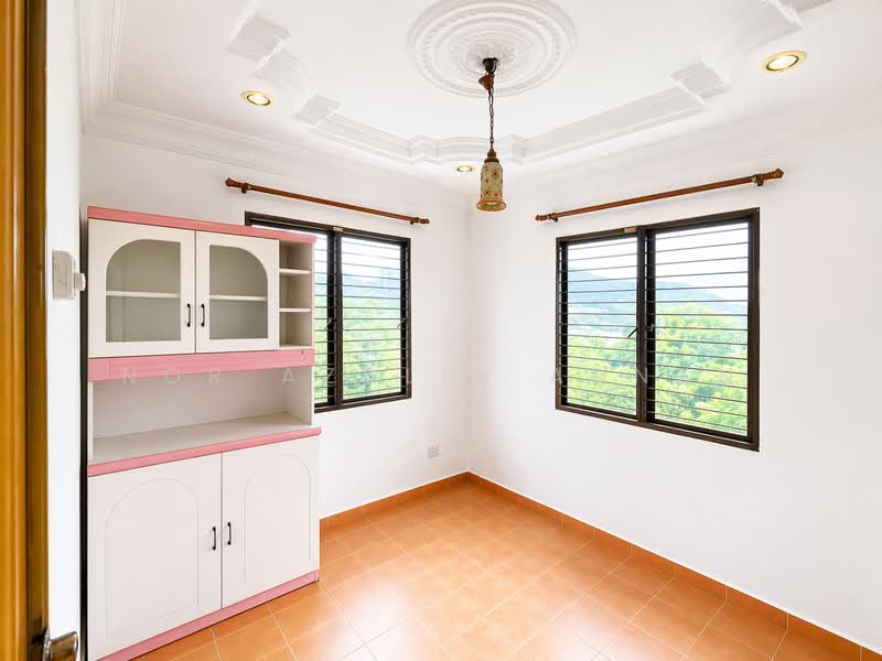 Rumah Teres 2 Tingkat untuk Dijual di Ampang (Selangor) - Nor Azdlin Adnan - PropertyGuru.com.my