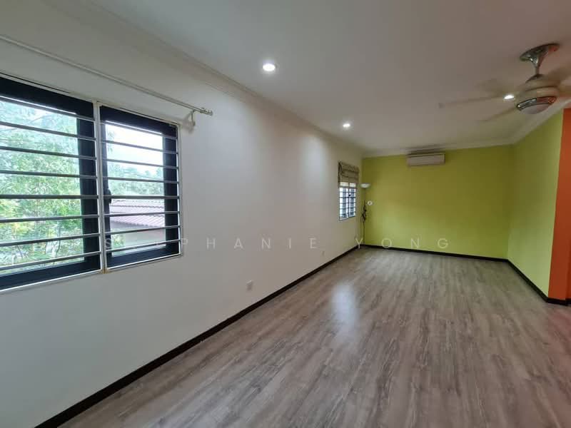 Rumah Teres 2 Tingkat untuk Dijual di Alam Damai (Cheras) - Stephanie Yong - Living Room - PropertyGuru.com.my