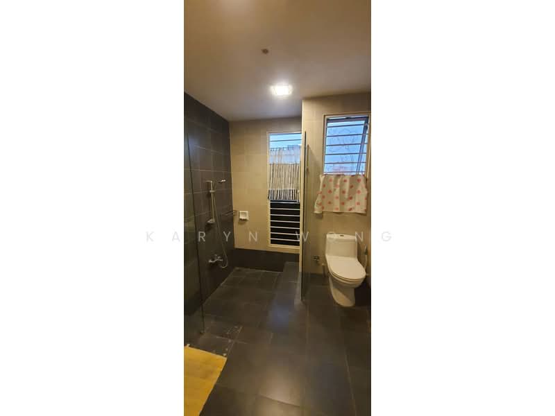 2.5-storey Terraced House for Sale in The Oasis (Cheras) - Karyn Wong - Bathroom - PropertyGuru.com.my