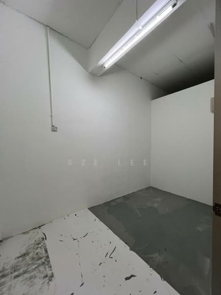 Shop for Rent in Taman Mutiara Mas (Skudai) - Sze Lee - Interior - PropertyGuru.com.my