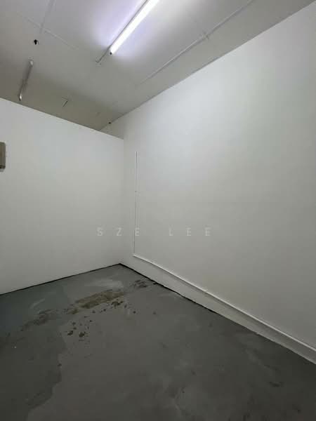 Shop for Rent in Taman Mutiara Mas (Skudai) - Sze Lee - Interior - PropertyGuru.com.my