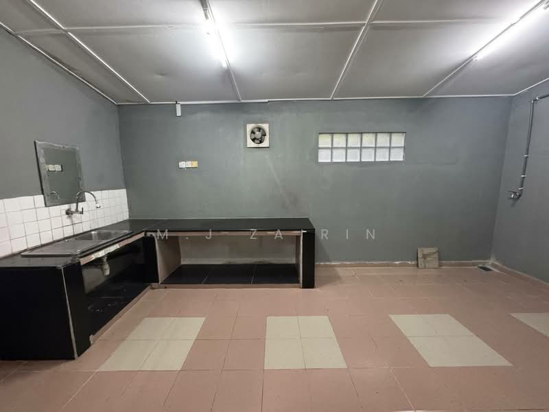2-storey Terraced House for Sale in Taman Melawati (Ulu Kelang) - M.J Zairin - Kitchen - PropertyGuru.com.my