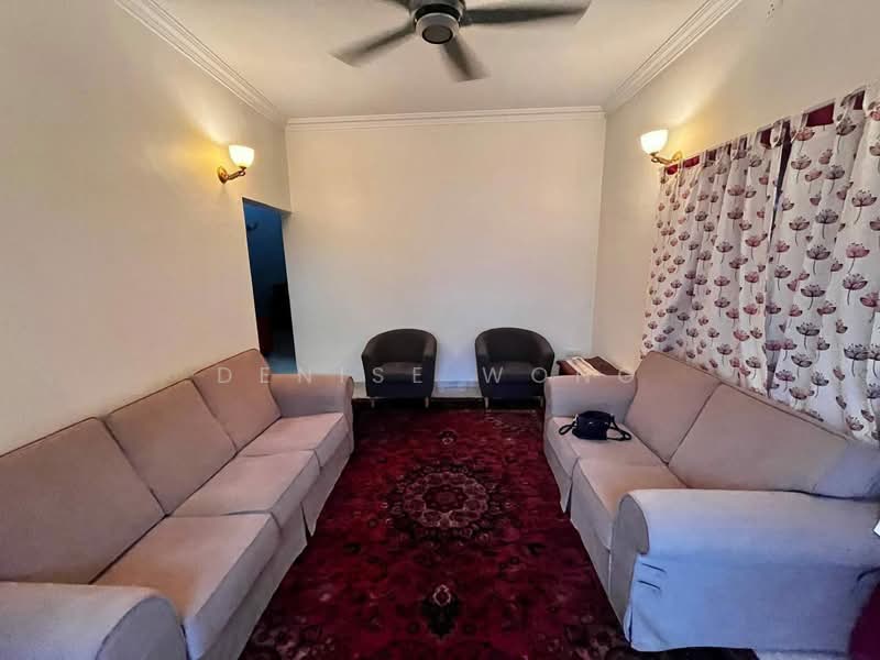 1-storey Terraced House for Sale in Taman Ehsan (Kepong) - Denise Wong - Living Room - PropertyGuru.com.my