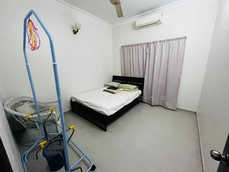 1-storey Terraced House for Sale in Taman Ehsan (Kepong) - Denise Wong - Bedroom - PropertyGuru.com.my