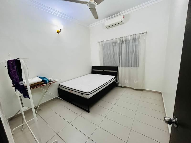 1-storey Terraced House for Sale in Taman Ehsan (Kepong) - Denise Wong - Bedroom - PropertyGuru.com.my