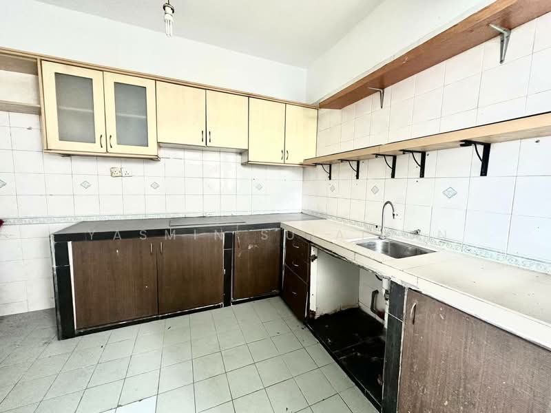 Condominium for Sale at Duta Ria - Yasmin Sulaiman - Kitchen - PropertyGuru.com.my