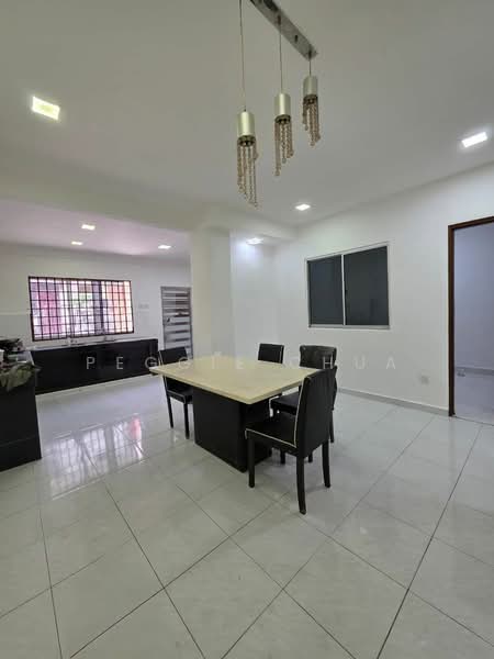 2-storey Terraced House for Rent in Taman Megah Ria (Masai) - Peggie Chua - Dining Room - PropertyGuru.com.my