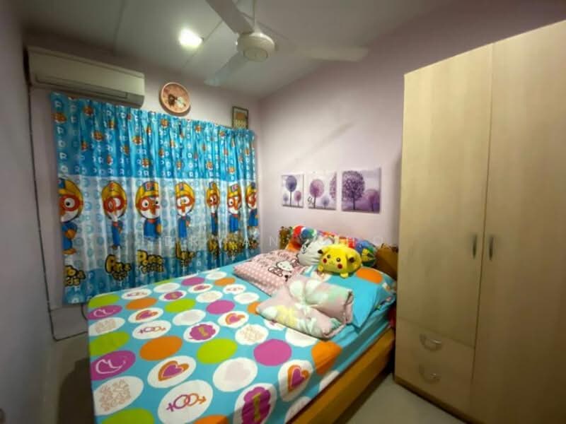 Rumah Teres 2 Tingkat untuk Dijual di TAMAN PUCHONG UTAMA (Puchong) - Bryan Cho - Bedroom - PropertyGuru.com.my