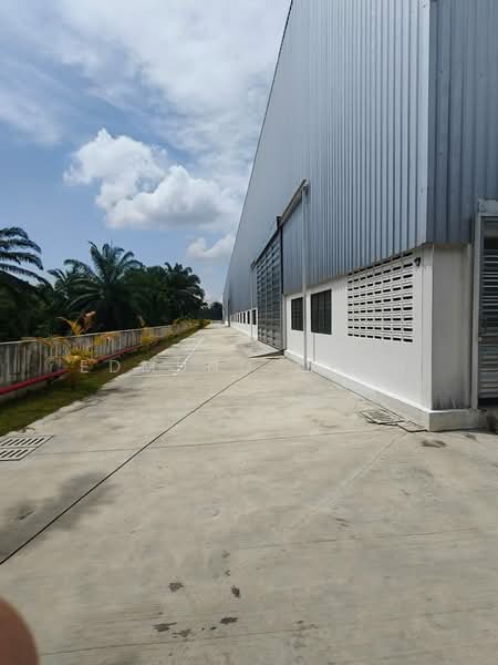 Factory for Rent in Banting (Selangor) - Edmund Chan - Exterior - PropertyGuru.com.my