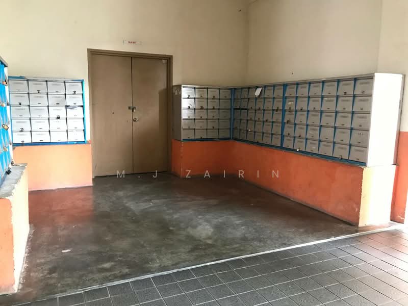 Condominium for Sale at Pangsapuri Saujana Gombak - M.J Zairin - Entrance - PropertyGuru.com.my