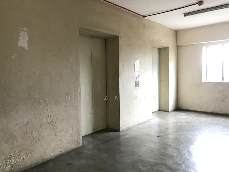 Condominium for Sale at Pangsapuri Saujana Gombak - M.J Zairin - Corridor - PropertyGuru.com.my