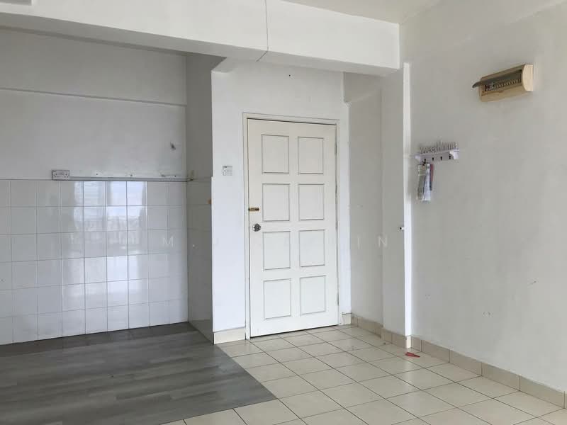 Condominium for Sale at Pangsapuri Saujana Gombak - M.J Zairin - Interior - PropertyGuru.com.my