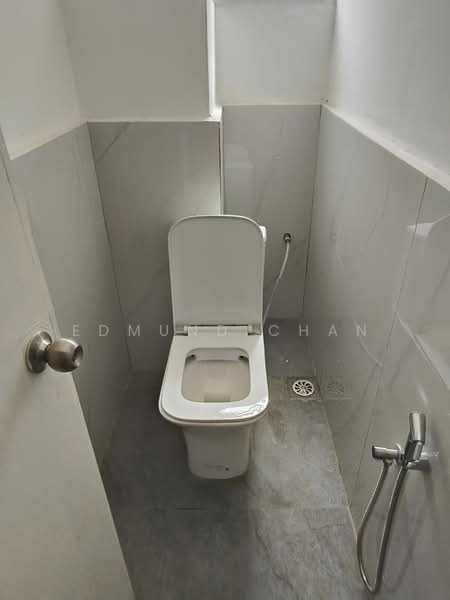 Factory for Rent in Banting (Selangor) - Edmund Chan - Bathroom - PropertyGuru.com.my