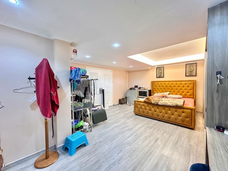 3-storey Terraced House for Sale in Taman Dagang (Ampang) - Mohd Khairul Amilin - PropertyGuru.com.my