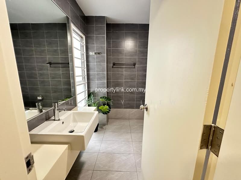 Rumah Bandar untuk Disewa di Petaling Jaya (Selangor) - Shirley Liew - Bathroom - PropertyGuru.com.my