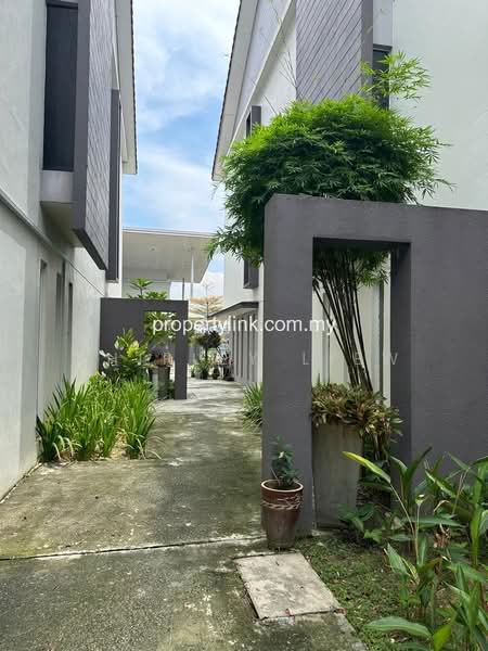 Rumah Bandar untuk Disewa di Petaling Jaya (Selangor) - Shirley Liew - Exterior - PropertyGuru.com.my