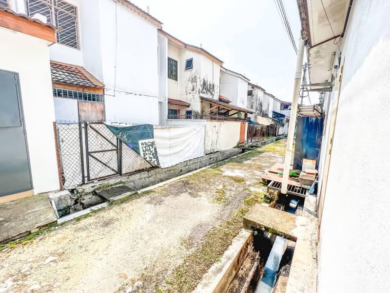 Rumah Teres 2 Tingkat untuk Dijual di Bandar Mahkota Cheras (Cheras) - Austin Goh - Exterior - PropertyGuru.com.my