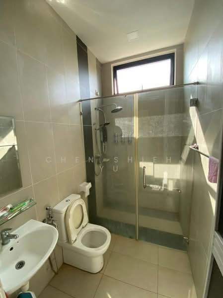 Cluster House for Sale in Taman Mount Austin (Tebrau) - Chen Shieh Yu - Bathroom - PropertyGuru.com.my