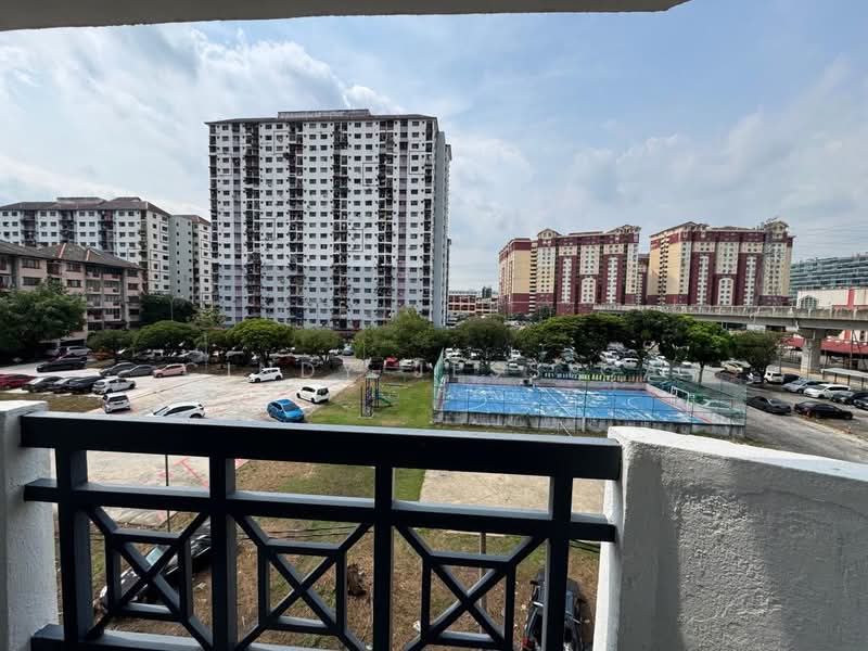 Pangsapuri untuk Dijual di Makmur Apartment - Cindy Jessica - Exterior - PropertyGuru.com.my