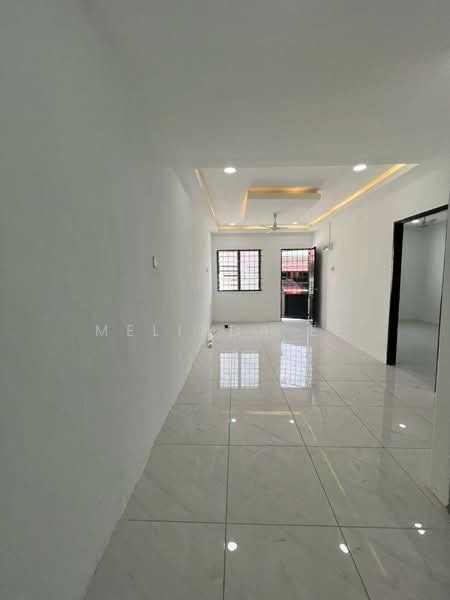 Rumah Teres 1 Tingkat untuk Dijual di Taman Universiti (Skudai) - Melinda Ee - PropertyGuru.com.my