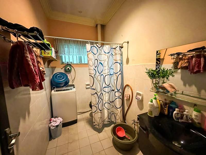 Bungalow for Sale in Bukit Beruntung (Selangor) - Qadir Qadir - PropertyGuru.com.my