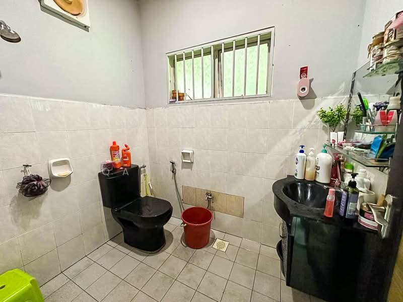 Bungalow for Sale in Bukit Beruntung (Selangor) - Qadir Qadir - PropertyGuru.com.my